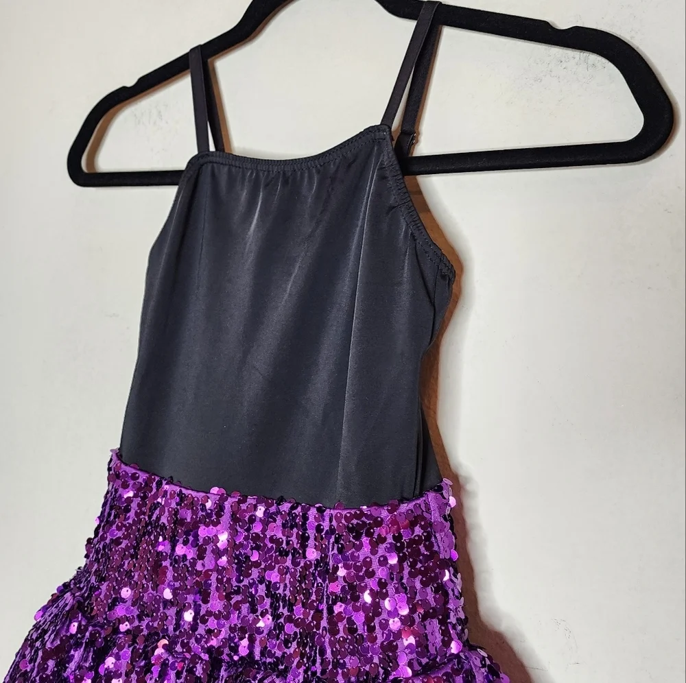 Weissman kids dance costume. Black‎ purple sequin. Size MC (10/12)